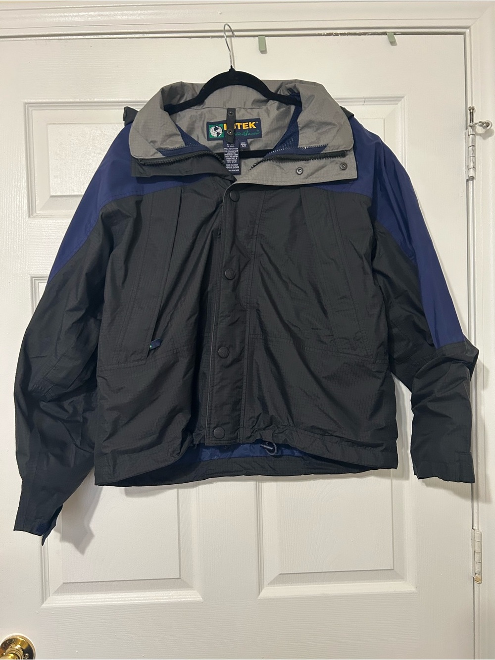 Vintage 90s Eddie Bauer EBTEK Gore-Tex Jacket Mens Small Black Ripstop Shell
